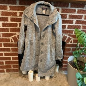 100% fleece Patagonia sweater